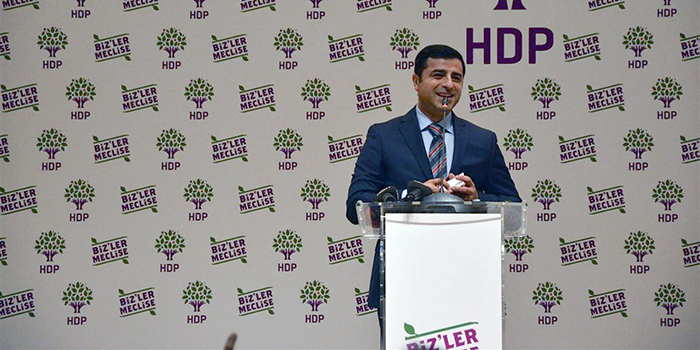 HDP Co-Chair Selahattin Demirtaş speaking in Van. Source: HDP Facebook page.