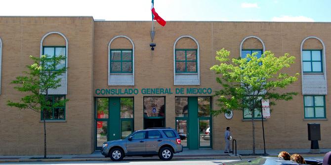 Mexican Consulate, Chicago Credit: Eric Allix Rogers (Flickr, CC-BY-NC-SA-2.0)